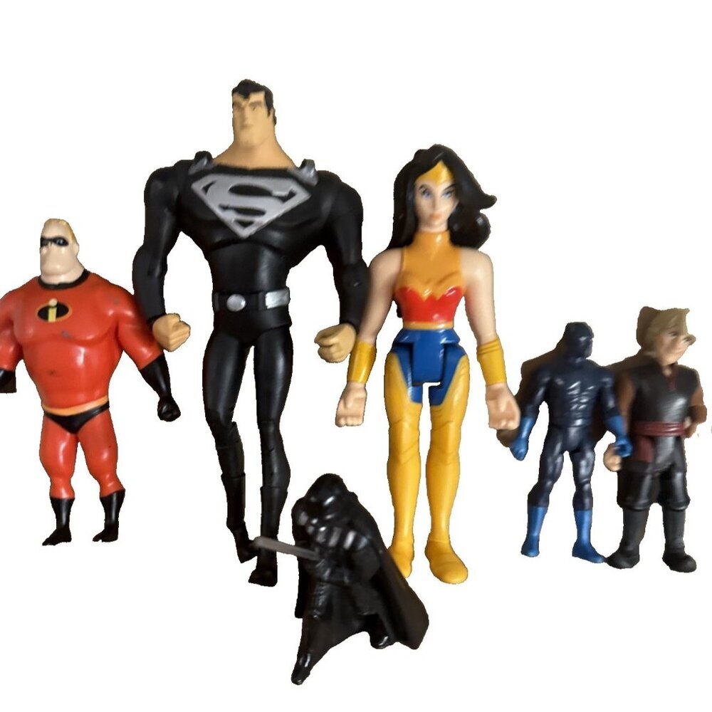 6 Lot Superman Wonder Woman Darth Vader Incredibles Frozen Black Panther Figure.